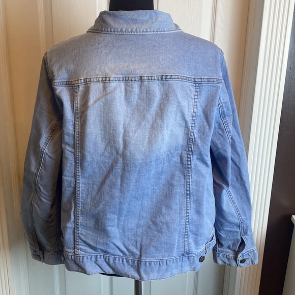 Woman Within Jean Jacket Light Blue Denim Sz 16W NWOT - Picture 5 of 8